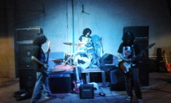 Banda Black Widow 