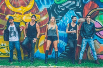 Banda Billbird